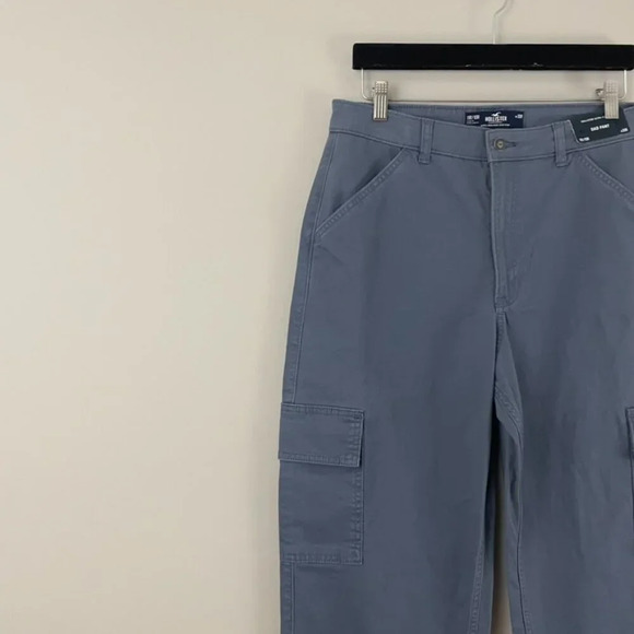 Hollister Ultra High Rise Cargo Dad Pants in Blue Size 10/30 NWT - Picture 5 of 6